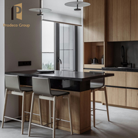 Ensemble complet d'armoires de cuisine haut de gamme modernes en placage de bois pour projet de maison