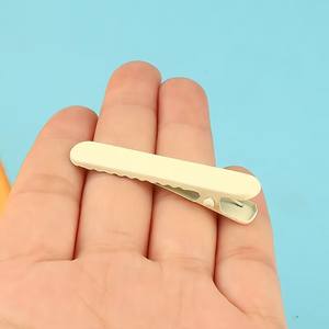 Vente en gros Épingle à <span class=keywords><strong>cheveux</strong></span> en alligator Accessoires pour <span class=keywords><strong>cheveux</strong></span> pour filles Barrettes élégantes avec <span class=keywords><strong>pince</strong></span> à <span class=keywords><strong>cheveux</strong></span> en métal couleur bonbon - Product Image 2