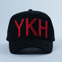 Nieuwe design custom 5-panel geborduurde groene suède baseballcap met gebogen klep voor heren