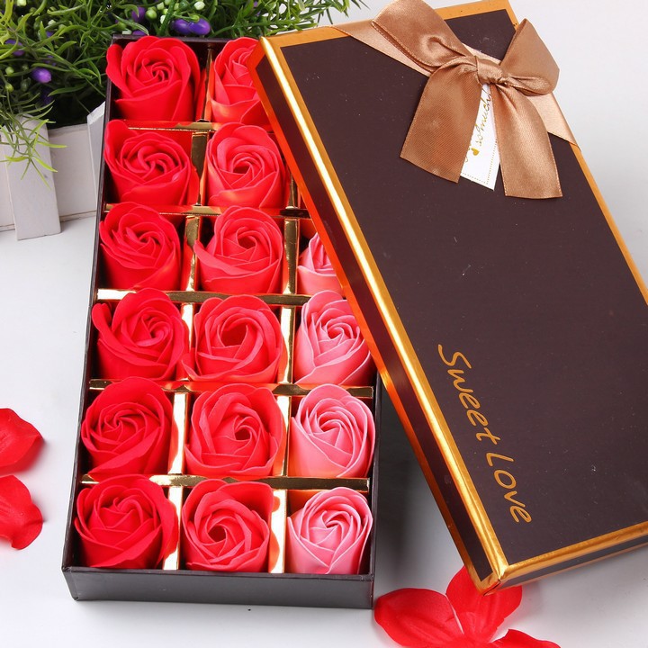 18 fleurs dégradées - rouge
