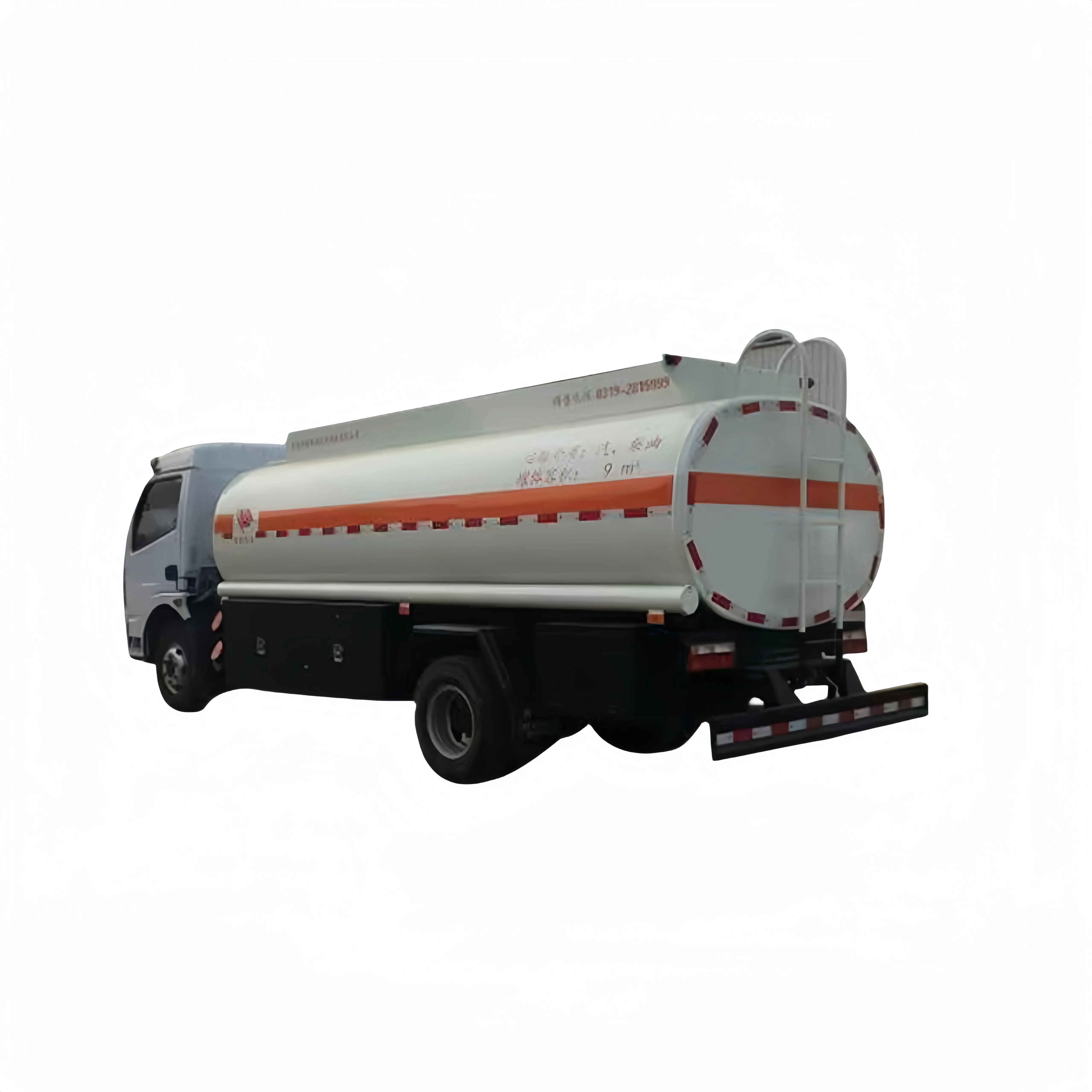 RHD ha usato il rimorchio del serbatoio dell'olio combustibile di DFAC per il trasporto liquido dell'acqua chimica del serbatoio del combustibile Diesel camion cisterna a basso prezzo