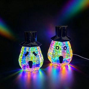 ของตกแต่งฟักทองทรงปริซึมสีรุ้งสะท้อนแสง 3 มิติ ไฟ LED แสงรุ้ง ของขวัญฮาโลวีนสุดพิเศษสำหรับตกแต่งบนโต๊ะ - Product Image 1