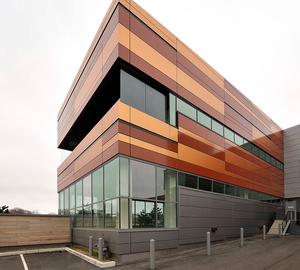 Panneaux composites en aluminium A2/B1 ignifuges, couleur bois, design ACP, Alucobond 4X8, panneaux extérieurs, prix des feuilles <span class=keywords><strong>de</strong></span> revêtement en aluminium - Product Image 3
