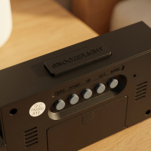 Réveil avec projection de l'heure et thermomètre, projecteur de plafond numérique LCD, mise au point réglable pour la maison et le bureau - Product Image 4
