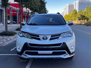 Voitures d'occasion <span class=keywords><strong>Toyota</strong></span> RAV4 <span class=keywords><strong>SUV</strong></span> LHD Automatique Traction avant Essence 5 places Faible kilométrage Sans accident Exportation <span class=keywords><strong>2013</strong></span> - Product Image 2