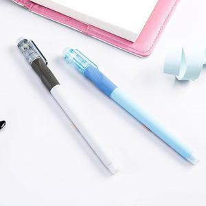 Bolígrafo de gel borrable de 0.5 mm con cuerpo de plástico y borrador incorporado para uso escolar y de oficina B7501 - Product Image 3