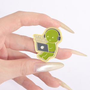 È il momento di fare la cacca divertente spille Smiski Hippers smalto cartone animato Sonny angelo verde bambola spille distintivo gioielli regalo per gli amici - Product Image 4