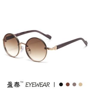 Gafas de sol con montura redonda de metal UV400 para hombre estilo punk a la moda - Product Image 3