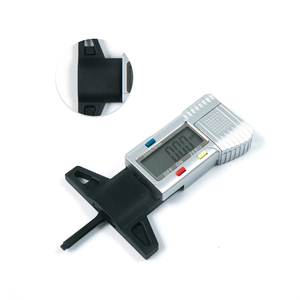 Misuratore Digitale di Profondità <span class=keywords><strong>del</strong></span> Battistrada per Pneumatici Auto, Strumento di Misurazione dello Spessore e Rilevamento Usura Pneumatici, Calibro di Profondità - Product Image 1