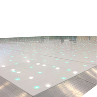 Piste de danse LED étoilée blanche de 20 pieds x 20 pieds avec arrière-plan pour la décoration de scène de mariage
