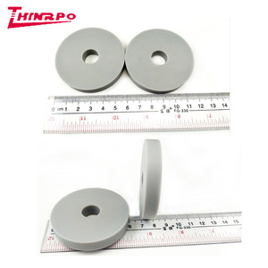 Prodotti in Plastica e Gomma Industriale Personalizzati, Rondella Piatta in Silicone Nera Diametro 60mm Spessore 10mm, Distanziatore in Gomma 30-80 Shore - Product Image 2