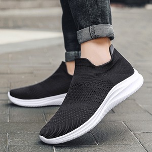 Chaussures de sport décontractées respirantes pour hommes, style chaussettes, ultra-légères, à semelle souple, en mesh noir - Product Image 2