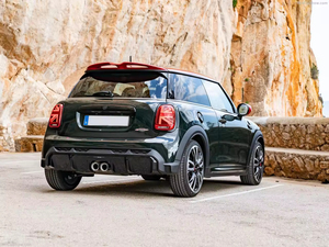 Kit carrosserie style JCW pour Mini F55 4 portes (2014-2020) – Pare-chocs avant et arrière pour mise à niveau Mini Facelift 2021 – Qualité supérieure, neuf - Product Image 6