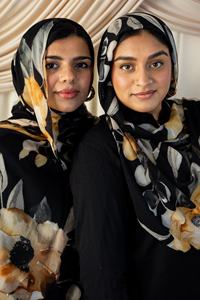 Noir Bloom Vente en gros Noix de cajou impression modale Jacquard cachemire Offre Spéciale mode musulman Hijab pour femmes laine avec glands écharpes - Product Image 3