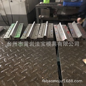 Cabezal de molde fijo de tela soplada por inyección personalizado de 300, 500, 600 mm para maquinaria de hilatura, pieza de moldeo por inyección de metal - Product Image 2