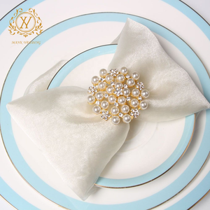 Nouveau mariage vacances Table décorations brillant strass <span class=keywords><strong>or</strong></span> <span class=keywords><strong>perle</strong></span> serviette anneau noël flocon <span class=keywords><strong>de</strong></span> neige serviette <span class=keywords><strong>boucle</strong></span> - Product Image 3