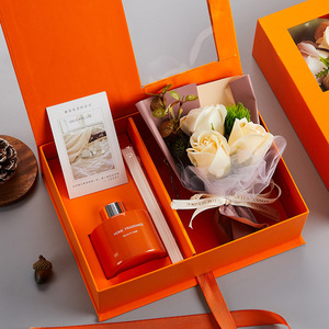 Juego de regalo de cumpleaños de cristal creativo Perfume con difusor de caña de aroma y Flor de jabón hecha a mano al por mayor - Product Image 4