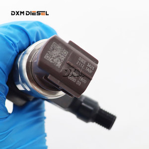 Nouvel injecteur de carburant 095000-5650 16600-EB30E compatible avec <span class=keywords><strong>Nissan</strong></span> <span class=keywords><strong>Navara</strong></span> YD25 <span class=keywords><strong>moteur</strong></span> 2.5l - Product Image 4