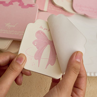 Bloc-notes adhésifs Coquette rose en forme de nœud et de boîte cadeau, avec impression de lettres d'amour romantiques, ensemble de mémos irréguliers, esthétique pastel, autocollants