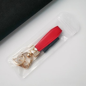 Porte-clés nœud papillon imitation luxe léger pour filles, ornement exquis pour clés de <span class=keywords><strong>voiture</strong></span>/tram, pendentif métallique, chaîne en cuir - Product Image 1