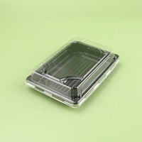 Boîte d'emballage rectangulaire japonaise avec base noire et couvercle transparent pour sandwichs, mousses, gâteaux, sushis, salades