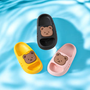 Pantoufles pour enfants EVA dessin animé mignon d'ours pour bébés garçons et filles enfants chaussures d'été familiales antidérapantes - Product Image 6