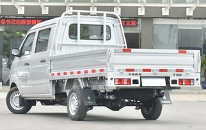 Camión pequeño <span class=keywords><strong>JinBei</strong></span> superventas 4x2, furgoneta de carga eléctrica a gas, <span class=keywords><strong>mini</strong></span> camiones <span class=keywords><strong>Jinbei</strong></span> a la venta - Product Image 3