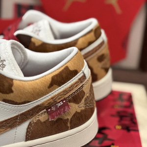 2026 Nuevas Zapatillas <span class=keywords><strong>Retro</strong></span> <span class=keywords><strong>AJ1</strong></span> Edición Limitada Año del Caballo para Hombre y Mujer, con Empeine de Cuero Dividido y Suela de Goma - Product Image 3
