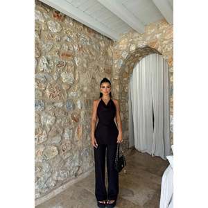Conjunto de Traje Negro Básico para Mujer - Product Image 2