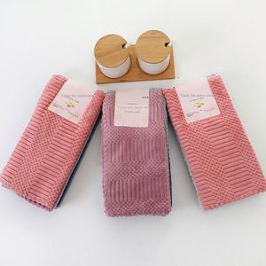 Paño de Limpieza Cuadrado de Microfibra con Estampado Auspicioso, Grueso y Absorbente, para Cocina y Lavado de Autos, con Técnica de Tejido en Rejilla - Product Image 3
