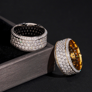 Ensemble de bagues en acier inoxydable 316L avec moissanite couleur D VVS, bague minimaliste unisexe pour hommes et femmes - Product Image 1
