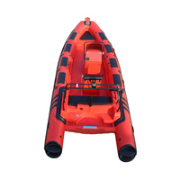 RIB 680B Bateau pneumatique de pêche avec tube en PVC et coque en fibre de verre homologuée CE