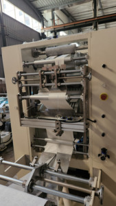 Tự động <span class=keywords><strong>C</strong></span> gấp giấy khăn tay máy làm - Product Image 3
