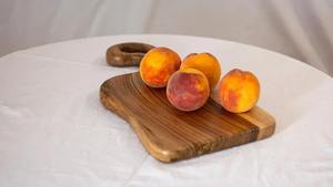 Tabla de Cortar de Madera Natural Premium con Mango, Tabla de Cortar para Cocina, Bandeja para Servir, Madera de Acacia Ecológica - Product Image 2