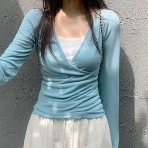 Haut côtelé à manches longues et col en V pour femme, coupe ajustée, extensible, décontracté, basique, T-shirt tendance automne-hiver, nouveau style 2026 - Product Image 1