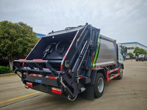 Camión compactador de basura de 7 toneladas, 4x2, municipal, Howo, con volante a la derecha. - Product Image 5
