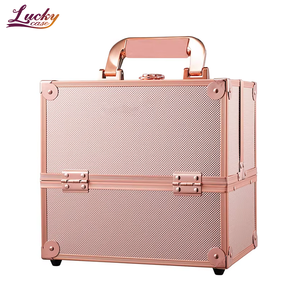Valise à maquillage en aluminium personnalisée, valise de maquillage professionnelle en aluminium, valise de voyage pour cosmétiques avec plateau, valise de rangement portable pour outils de maquillage - Product Image 1