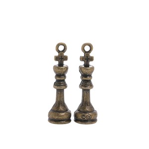 Ciondolo a forma di re degli scacchi in lega di zinco con tre finiture per collane fai da te, bracciali e forniture per la creazione di gioielli a tema giochi da tavolo - Product Image 4