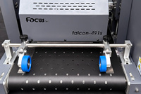 Imprimante d'étiquettes numérique multifonction automatique Falcon491 Mini avec encre à colorants pour sacs en papier kraft et sacs fourre-tout – Nouveauté