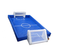 Grand ballon de football gonflable en mousse Jeu de sport gonflable pour fosse de danse Jeu de football gonflable bon marché