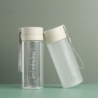 Bouteille d'eau classique écologique sans BPA de qualité alimentaire avec bouchon à large ouverture 600 ml en plastique pour la salle de sport