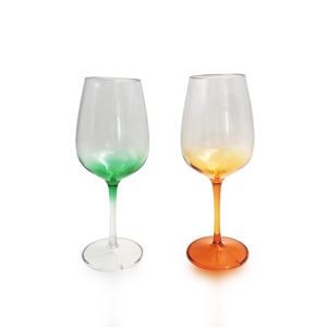 Verres à vin gobelet en plastique doré de couleur métallique, haute qualité, luxe, 450 ml, verres à vin 16 oz, verre vintage, fabriqué au Vietnam - Product Image 5