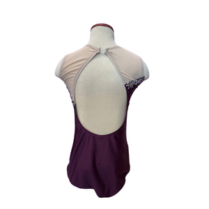 Tenue de ballet pour adultes Winy Wine, en nylon et élasthanne bleu marine, pour une extensibilité impeccable, rehaussant l'élégance des artistes. - Product Image 2