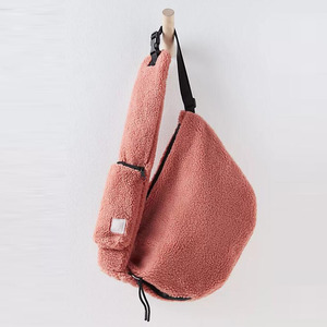 Borsa a Tracolla Casual in Pelliccia Sintetica Grande Capacità per Viaggi - Product Image 1