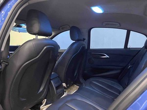 <span class=keywords><strong>BMW</strong></span> Série 1 118i Fashion 2017 avec transmission automatique, robuste et fiable, berline d'occasion populaire, économique en carburant, idéale pour les trajets quotidiens - Product Image 4