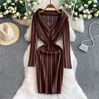 Robe moulante décontractée élégante à manches longues rayée en tricot pour femme, col en V, coupe ajustée, longueur midi, pour le quotidien