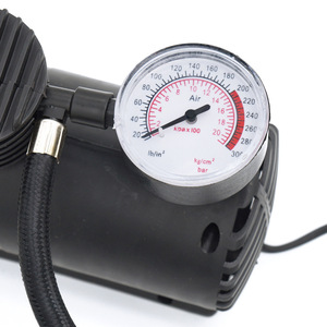 12V Digital Pneu Inflator Bomba PP <span class=keywords><strong>Mini</strong></span> Emergência <span class=keywords><strong>Compressor</strong></span> de Ar para Carros Locomotivas 150psi Pneu Pressão Auto Inflator Bomba