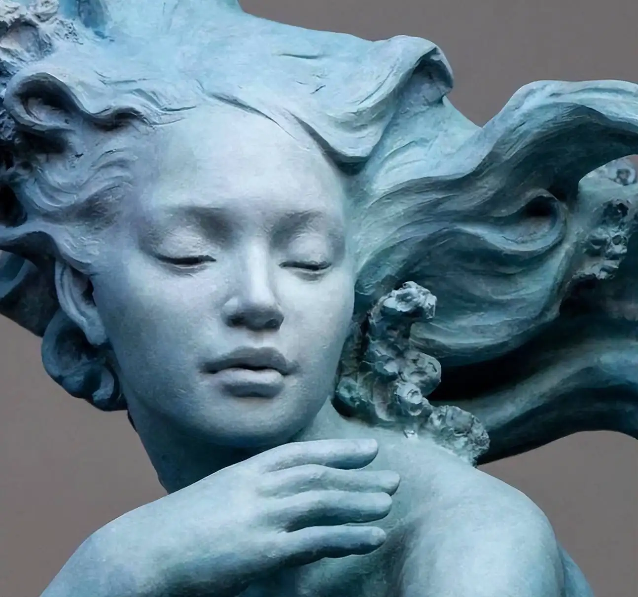 Sculpture de Rêve de Clio Grande Femme Nue en Laiton Moderne Personnalisé
