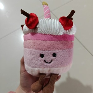 Gâteau en velours rouge magnolia <span class=keywords><strong>Latte</strong></span> jouets en peluche gâteau <span class=keywords><strong>de</strong></span> mariage <span class=keywords><strong>ours</strong></span> <span class=keywords><strong>de</strong></span> Barcelone poupées en peluche logo personnalisé gelée amusante Dessert série - Product Image 3