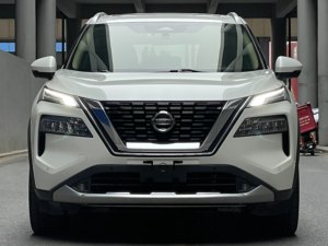 นิสสัน คิซูนะ ปี 2021 รถ SUV 7 ที่นั่ง ระบบขับเคลื่อน 4 ล้อ มอเตอร์ไฟฟ้าคู่ เบาะหนัง พวงมาลัยซ้าย หลังคาพาโนรามา ไฟ LED ระบบสัมผัส 360 องศา ยูโร 6 - Product Image 2